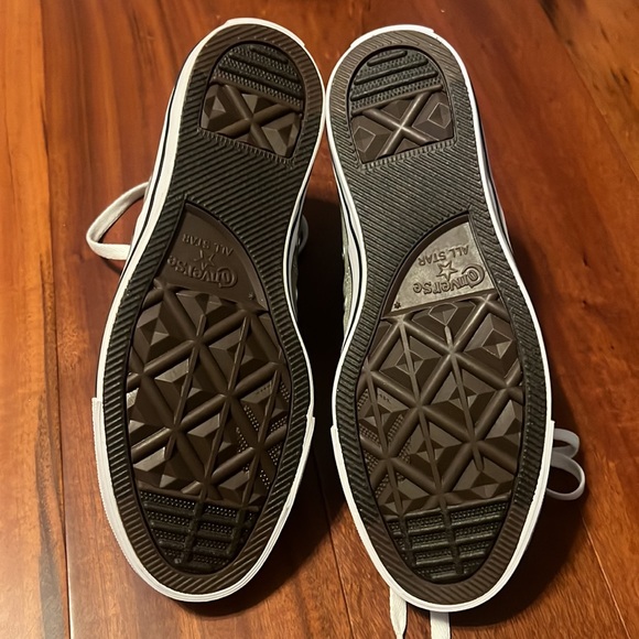 SOLD! Women’s Converse All Star Madison Mid High Canvas Sneakers - Picture 5 of 6